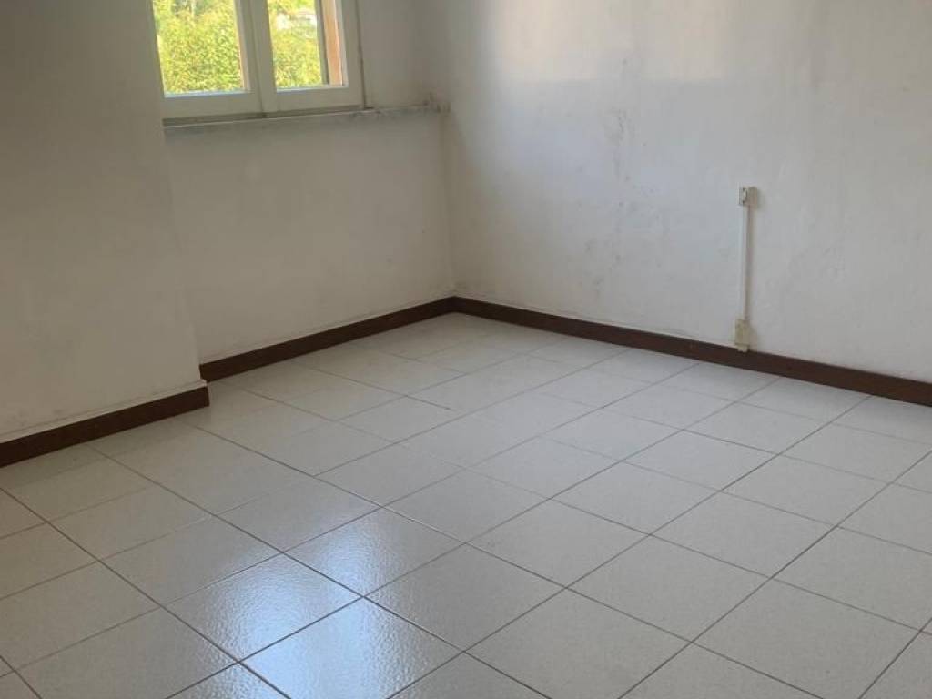 Appartamento a Laveno-mombello - Foto 4