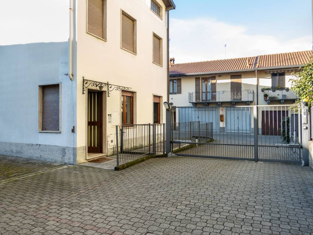 Appartamento a Veduggio con colzano in Via Giuseppe Verdi - Foto 3