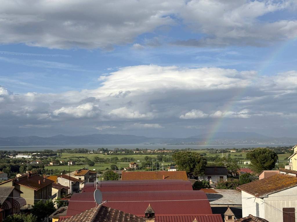 Casa indipendente a Castiglione del lago in Via Poggio del Sole - Foto 3