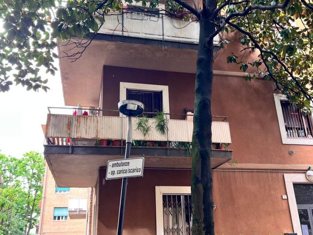 Appartamento a Reggio emilia in Via Monsignor Leone Tondelli - Foto 3