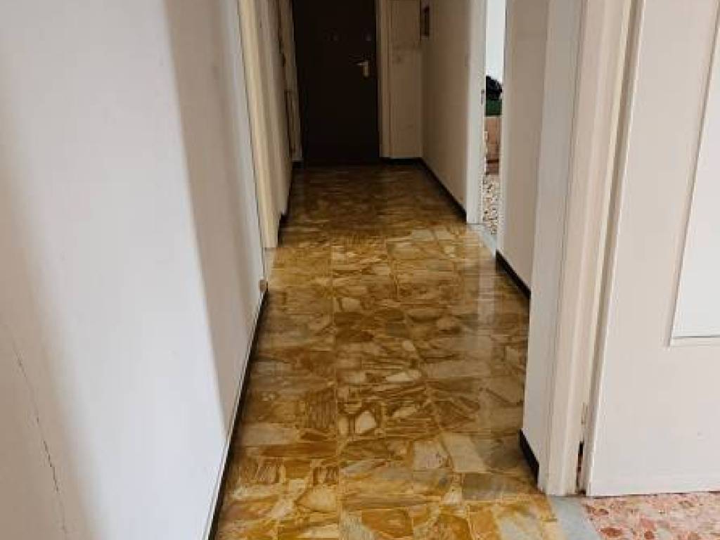 Appartamento a Asti in Via Vincenzo Omedé - Foto 2