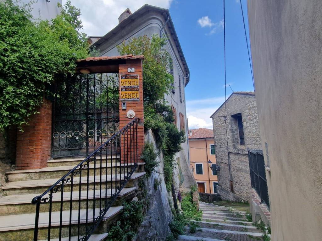 Appartamento a Ceccano in Piazza Camillo Mancini - Foto 2