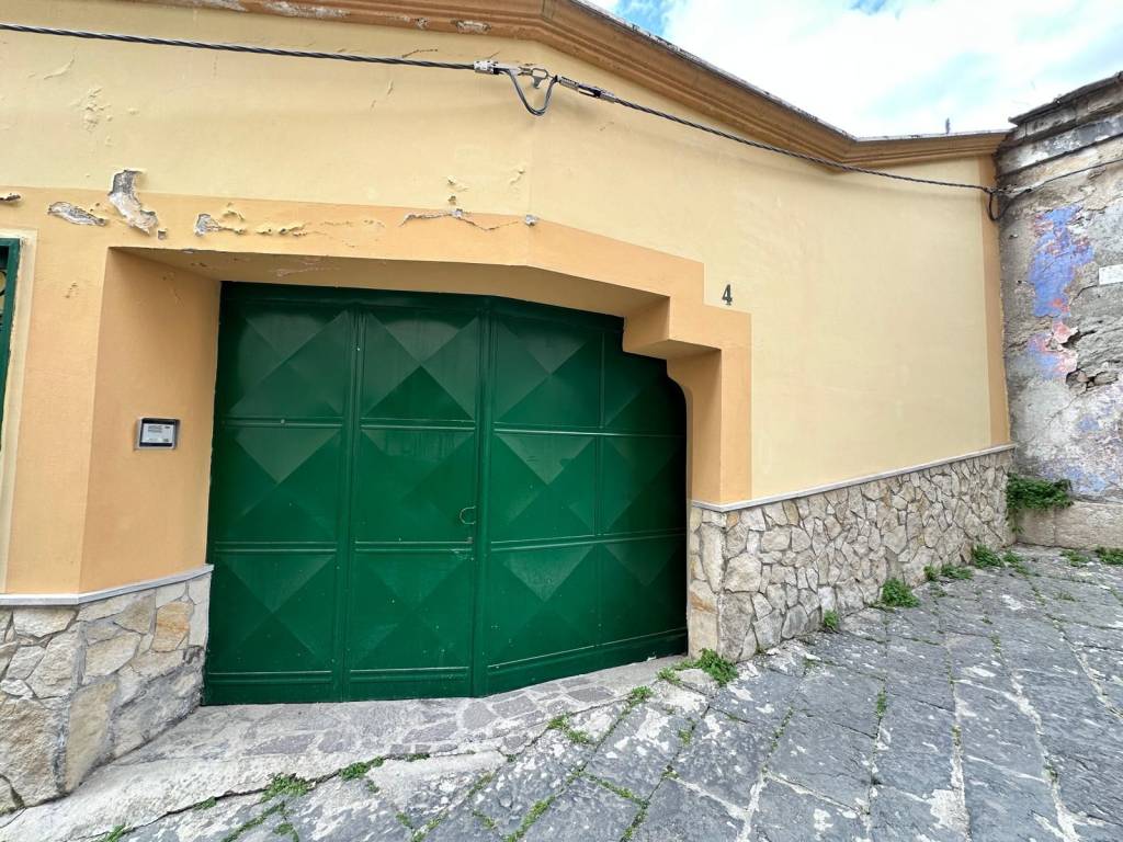 Casa indipendente a Maddaloni in Via Alturi - Foto 3