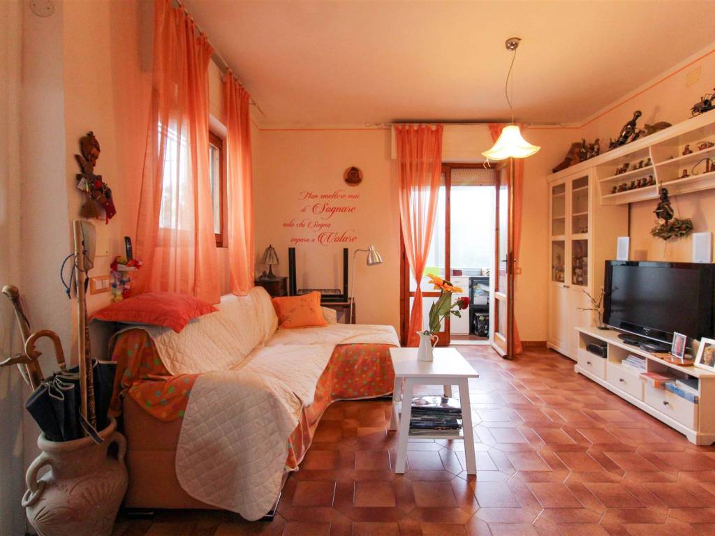 Appartamento a Rosignano marittimo in Via Isaac Newton, 14 - Foto 4