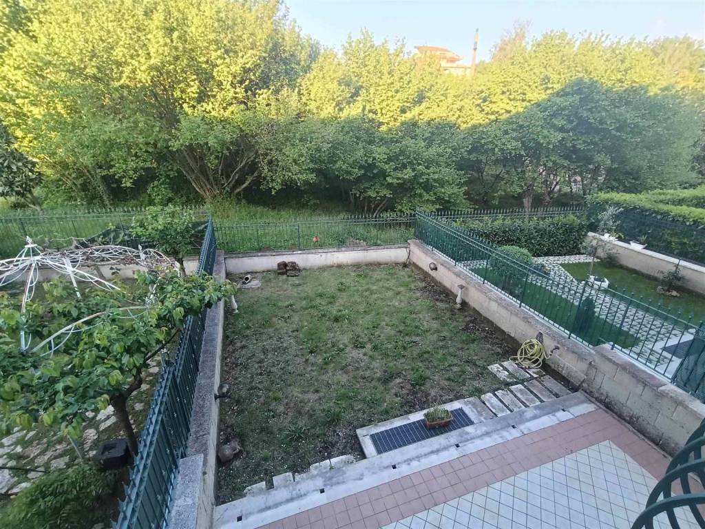 Villa a Avellino in contrada valle santa Caterina - Foto 2