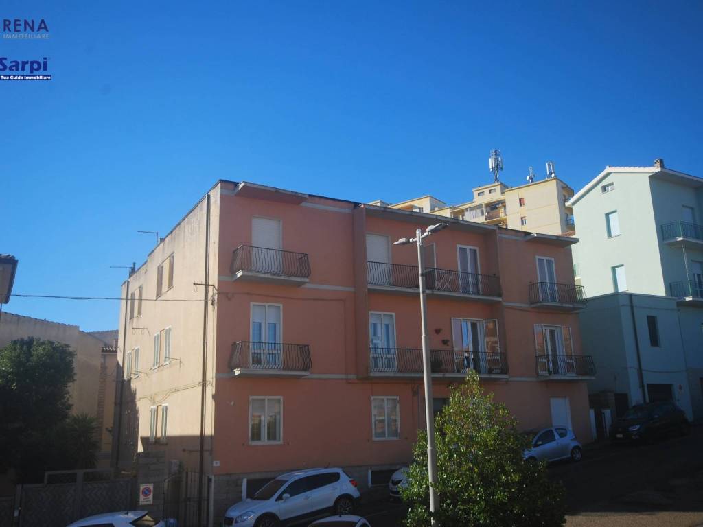Appartamento a Tempio pausania in Via Carlo Cattaneo, 8 - Foto 2