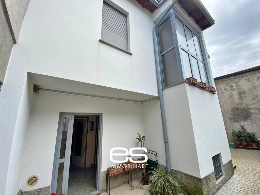 Casa indipendente a Lecco in Via Cesura, 14 - Foto 3