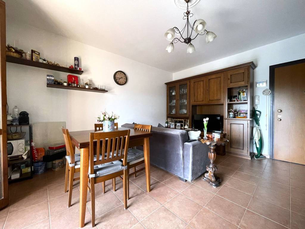 Appartamento a Castelfranco emilia in Via Solimei , 75 - Foto 2
