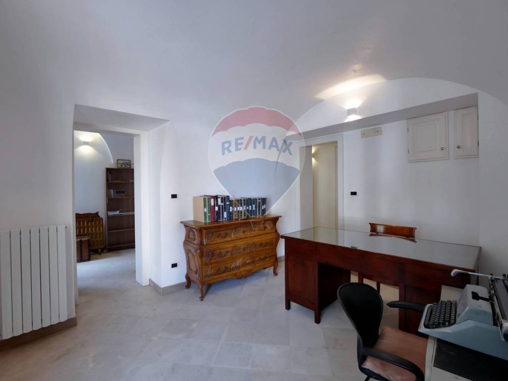 Casa indipendente a Martina franca in Via Pergolesi - Foto 2