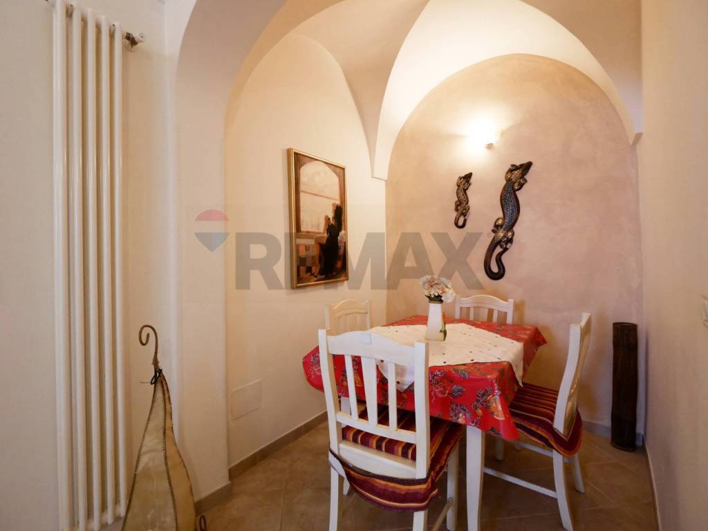 Casa indipendente a Martina franca in Via Conte Ugolino, 81 - Foto 4