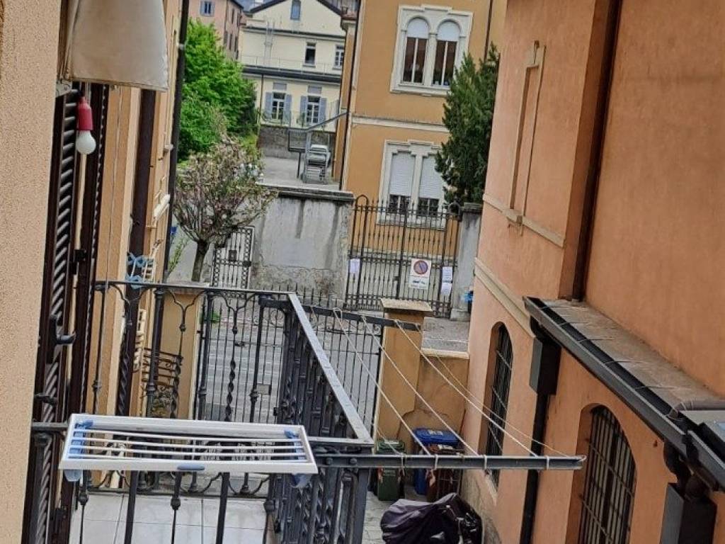 Appartamento a Como in Via 20 Settembre, 11 - Foto 2