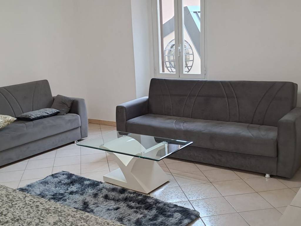Appartamento a Como in Via 20 Settembre, 11 - Foto 3