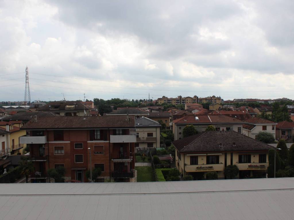 Appartamento a Nova milanese in Via Silvio Pellico - Foto 4