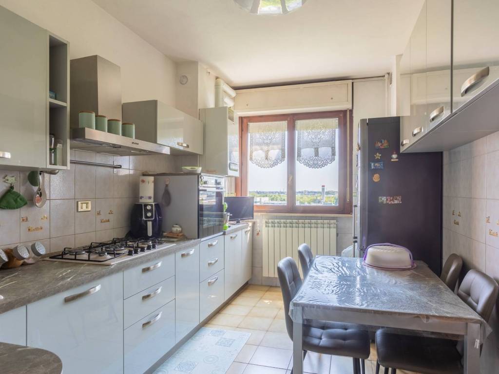 Appartamento a Monza in Via Don Attilio Valentini, 10 - Foto 4