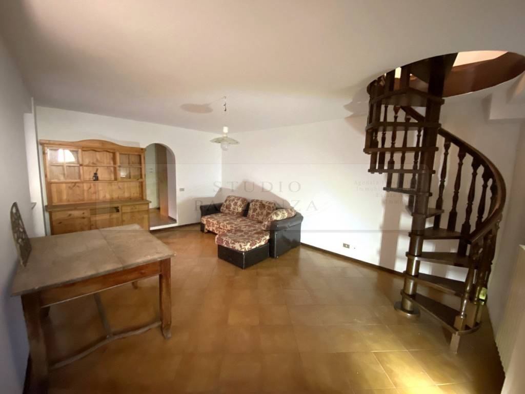 Casa indipendente a Verbania in Vicolo Vincenzo Gioberti, 6 - Foto 3