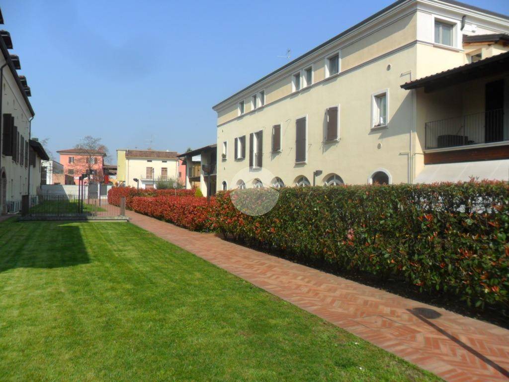 Appartamento a Castel mella in Piazza San Siro, 9 - Foto 2