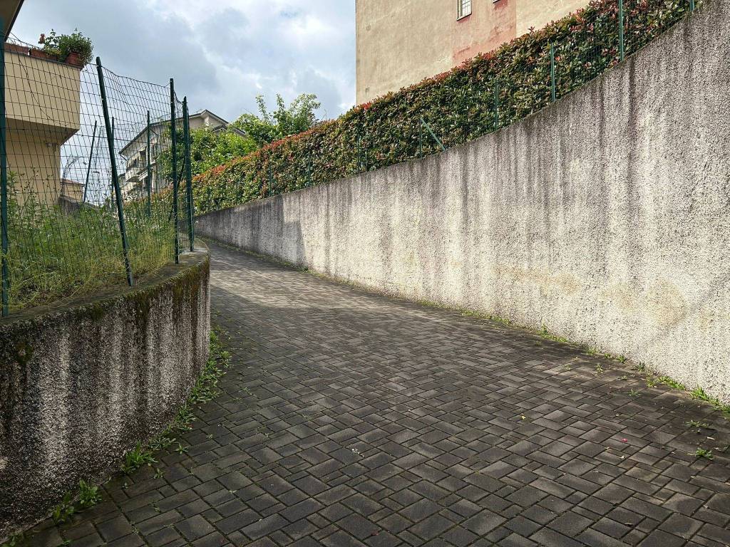 Box / garage a Brugherio in Via Grazia Deledda, 10 - Foto 5