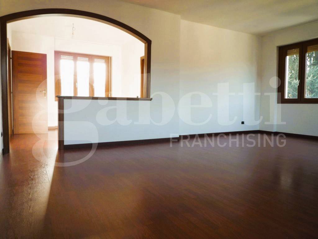 Appartamento a Sesto calende in Via Piave, 67 - Foto 3