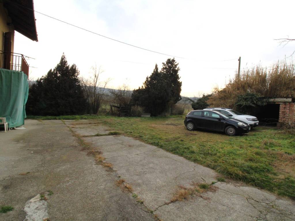 Casa indipendente a Castellinaldo d'alba in SP176 - Foto 4