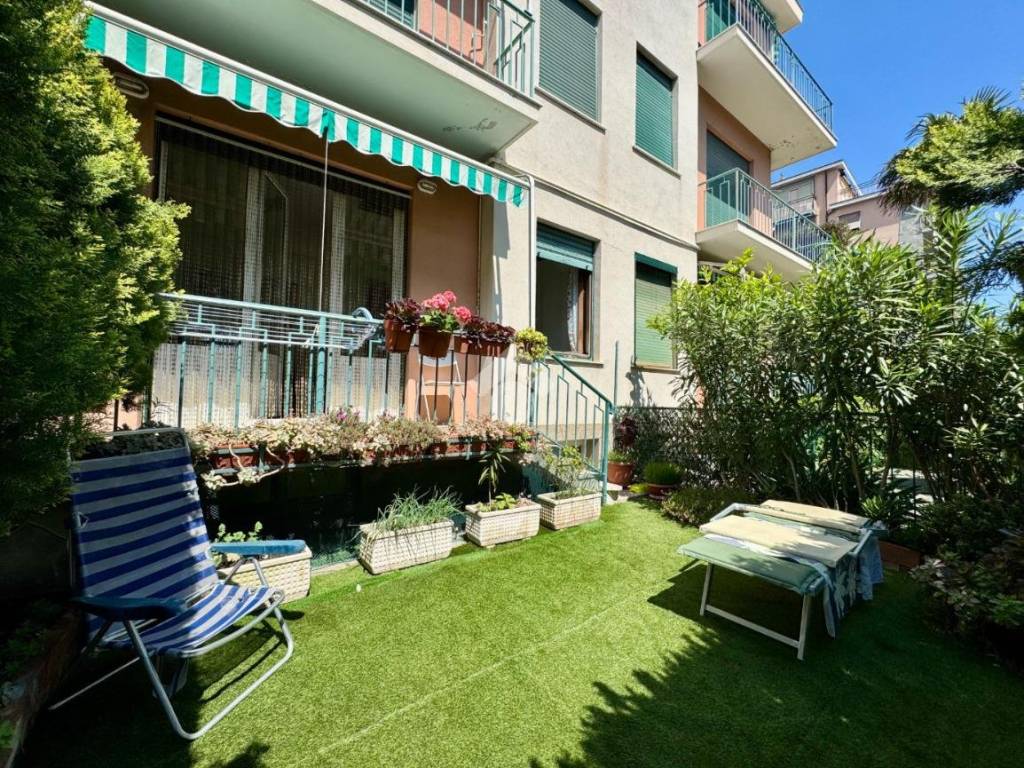 Appartamento a Spotorno in Via T. Berninzoni, 88 - Foto 2