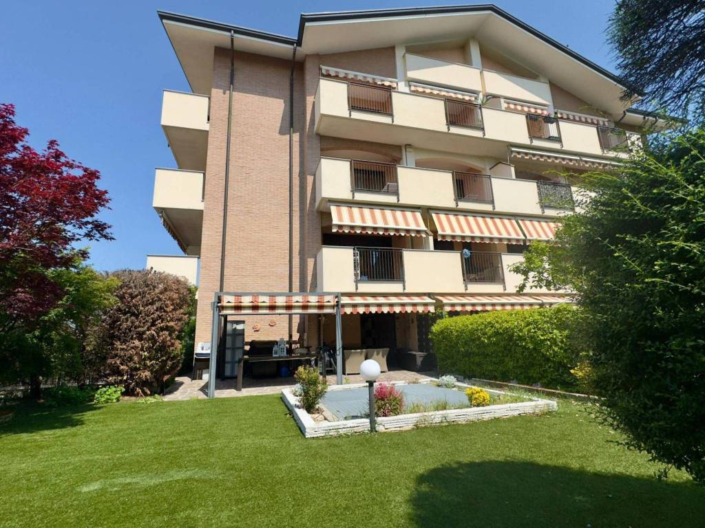 Appartamento a Muggiò in Via Gaetano Donizetti, 57 - Foto 3