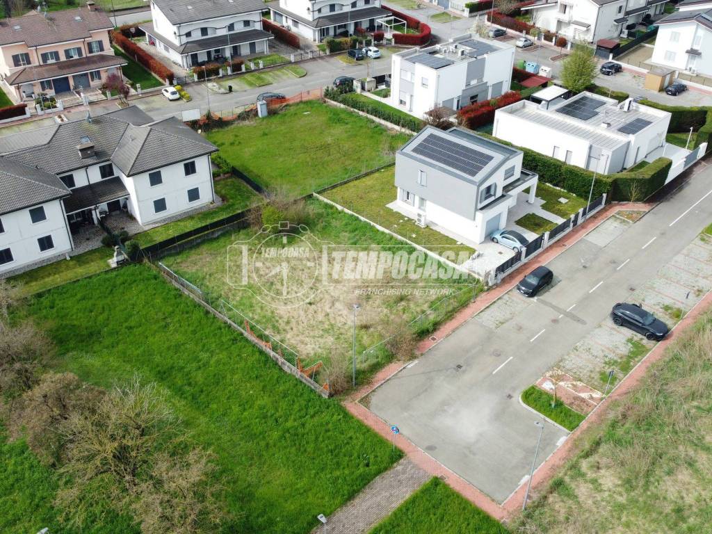Terreno a Reggiolo in Via Belgio 3 - Foto 4