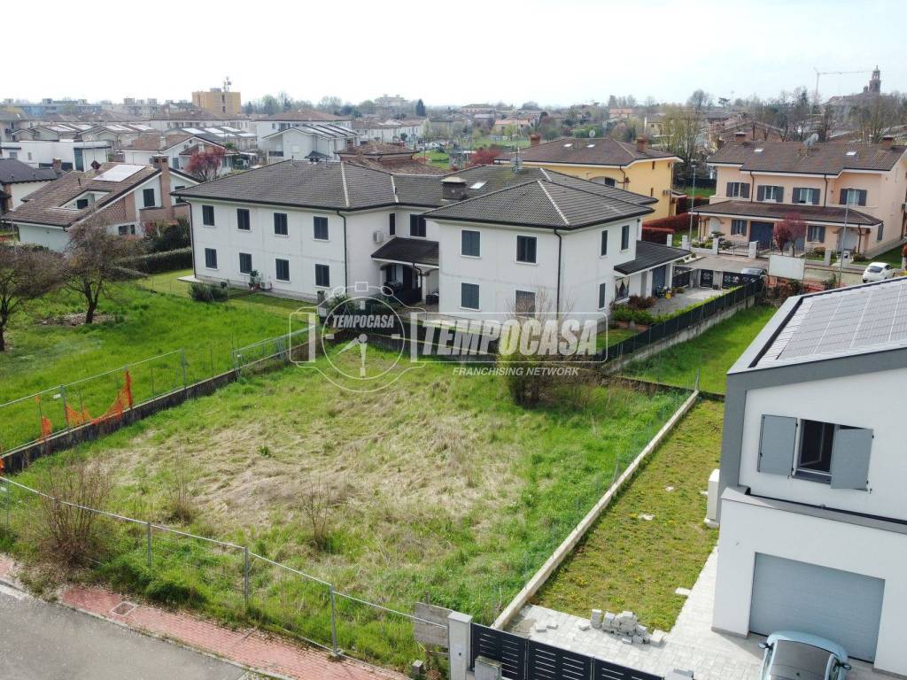 Terreno a Reggiolo in Via Belgio 3 - Foto 5