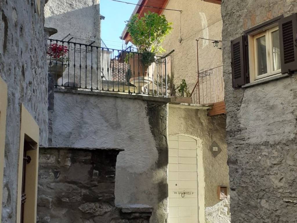 Casa indipendente a Lierna in Via Sornico - Foto 5