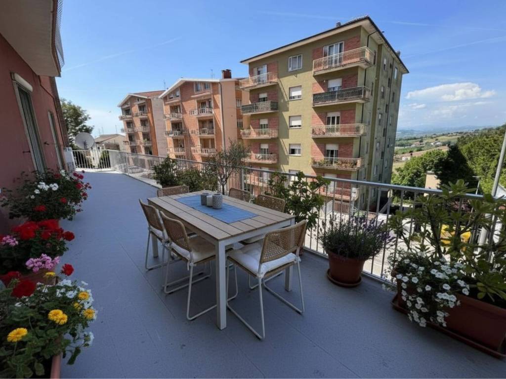Appartamento a Osimo in Ungheria, 98 - Foto 3