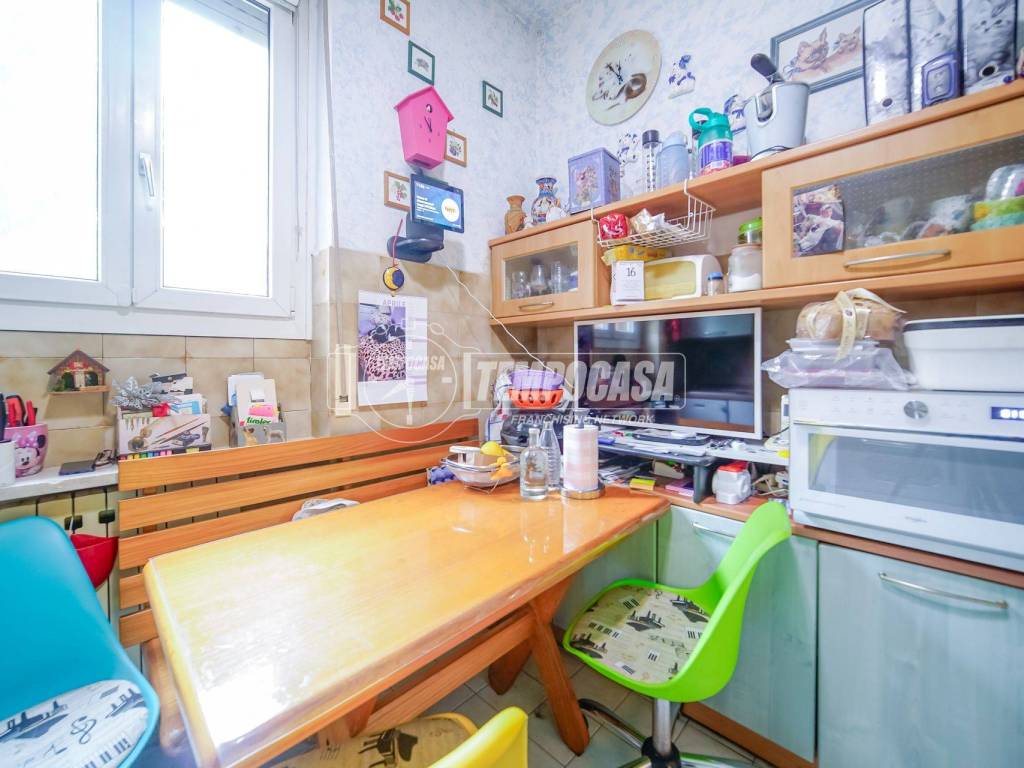 Appartamento a Cassano magnago in Via B. Oliva 4 - Foto 5