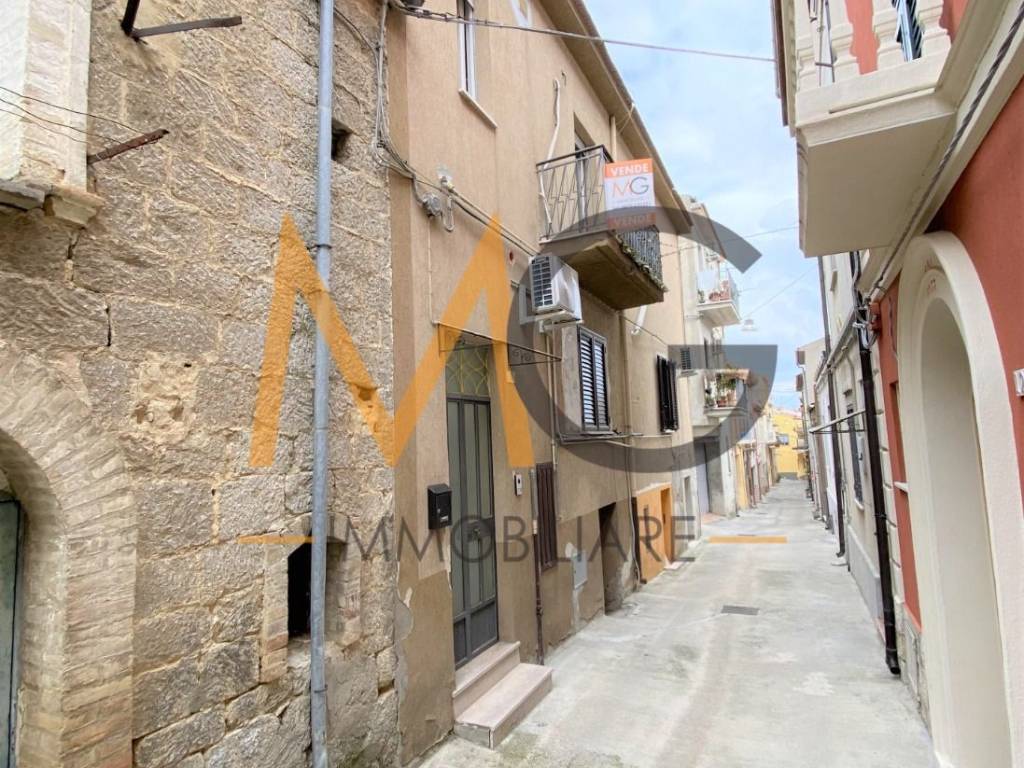 Appartamento a Montenero di bisaccia in Via Emilio Alessandrini - Foto 2