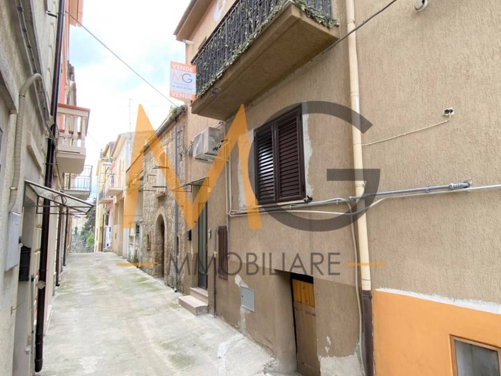 Appartamento a Montenero di bisaccia in Via Emilio Alessandrini - Foto 3