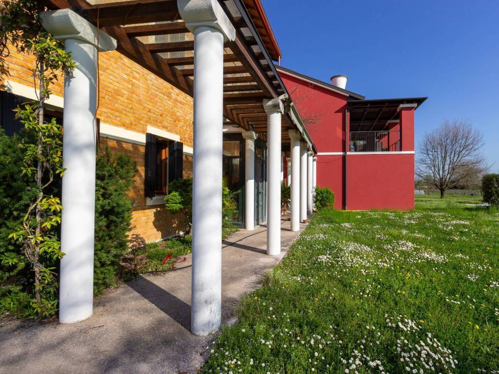 Villa a Azzano decimo in Via Chiavornere di Sopra - Foto 5