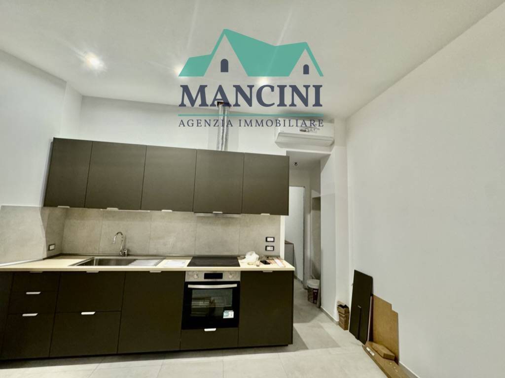 Appartamento a Jesi in VIALE VITTORIA, 150 - Foto 2