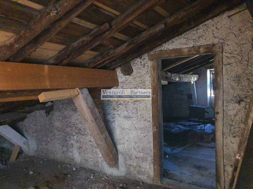 Appartamento a Toscolano-maderno in Via Trento - Foto 4