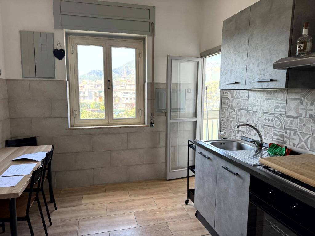 Appartamento a Napoli in Via Pietro Testi, 76 - Foto 3