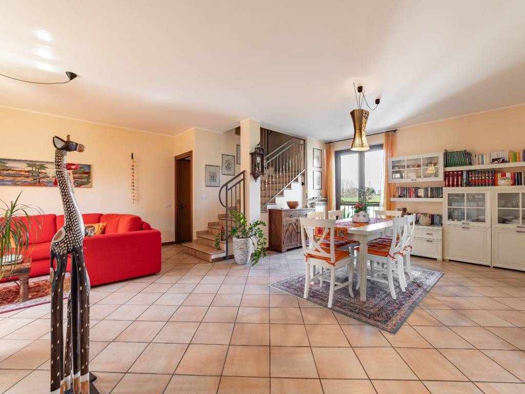 Villetta a schiera a Tradate in Via Cascina Spiga, 7 - Foto 3