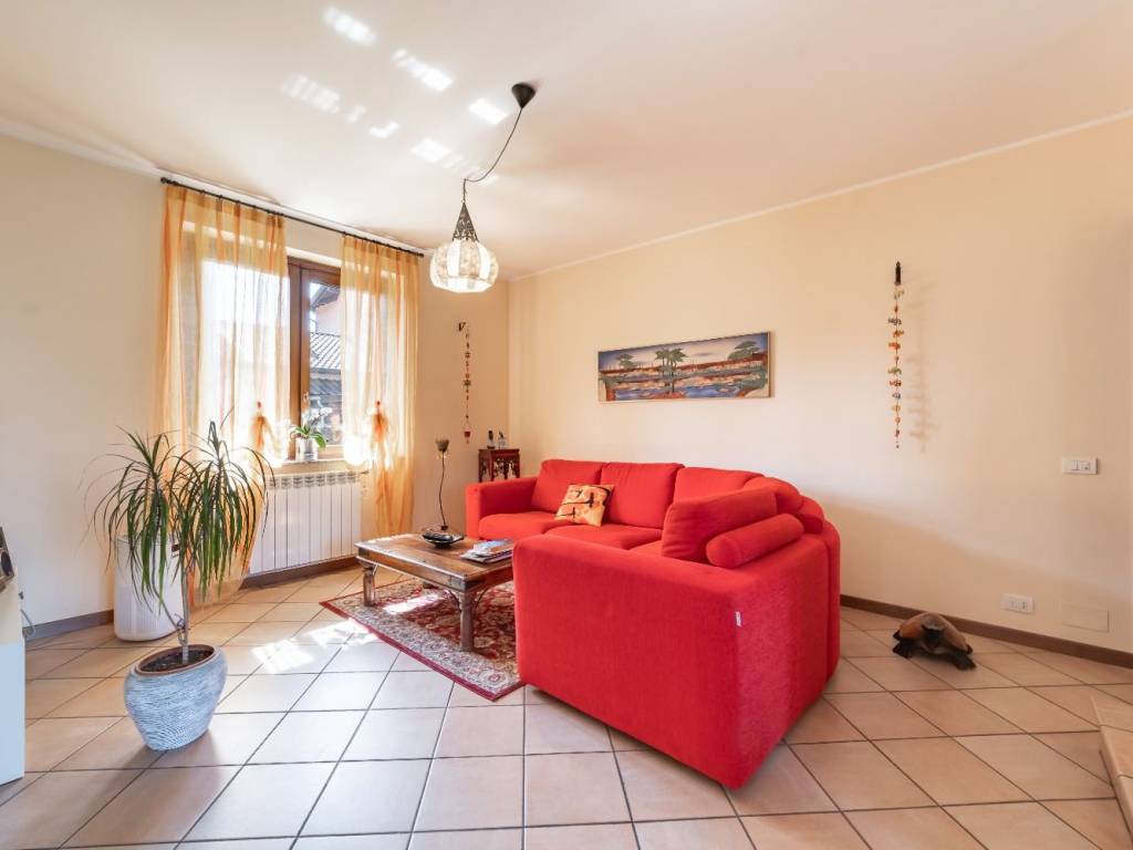 Villetta a schiera a Tradate in Via Cascina Spiga, 7 - Foto 5