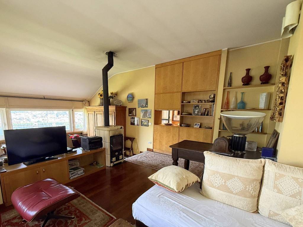 Attico / mansarda a Malgrate in Via ai Colli, 21 - Foto 4