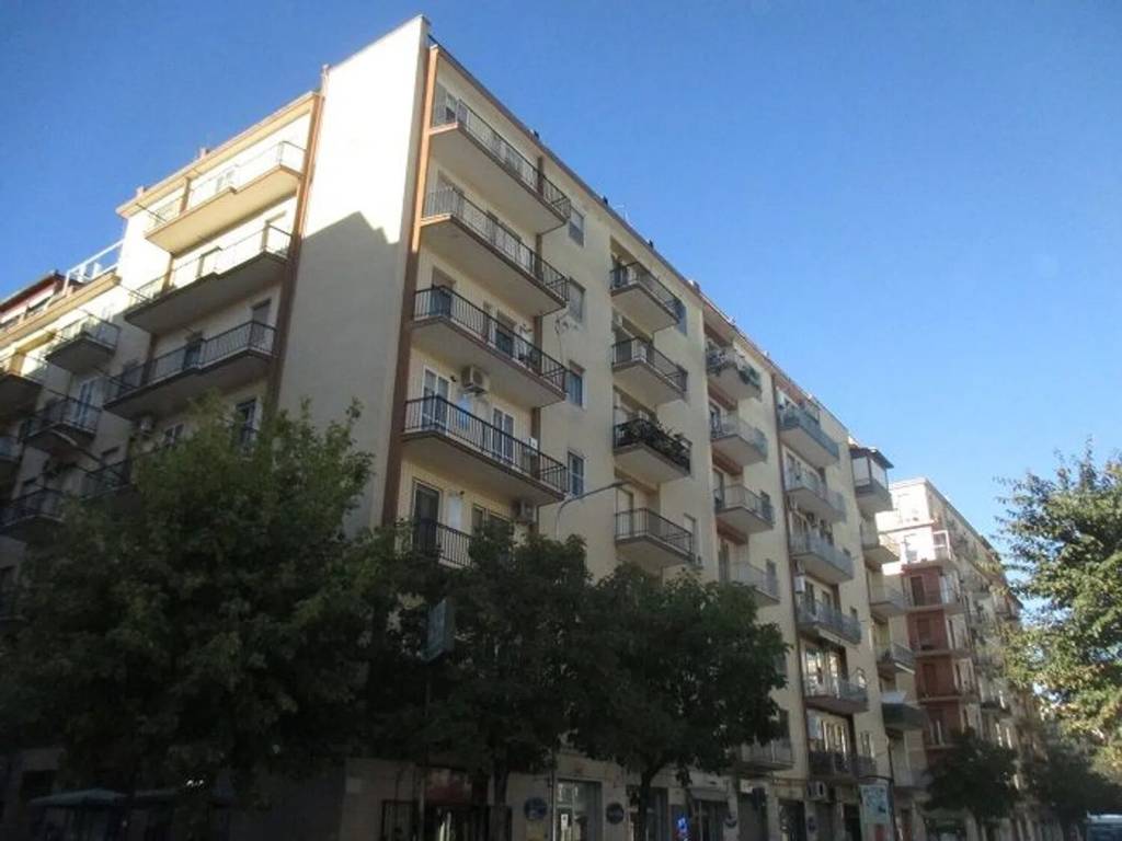 Appartamento a Foggia in Viale Cristoforo Colombo, 30 - Foto 2