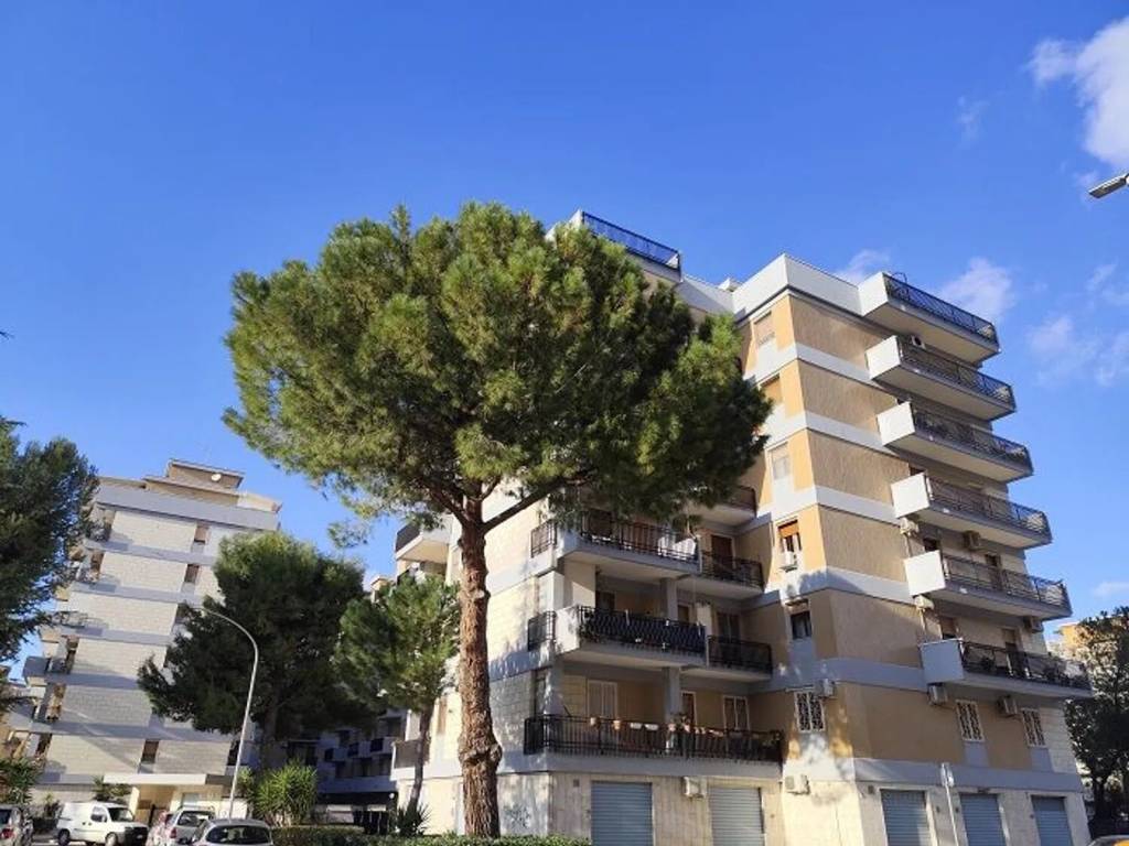 Appartamento a Foggia in Via Fiorello La Guardia, 6 - Foto 2