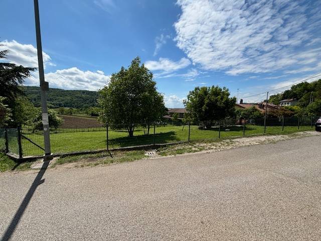 Terreno a Cividale del friuli in Via Roncuz - Foto 2