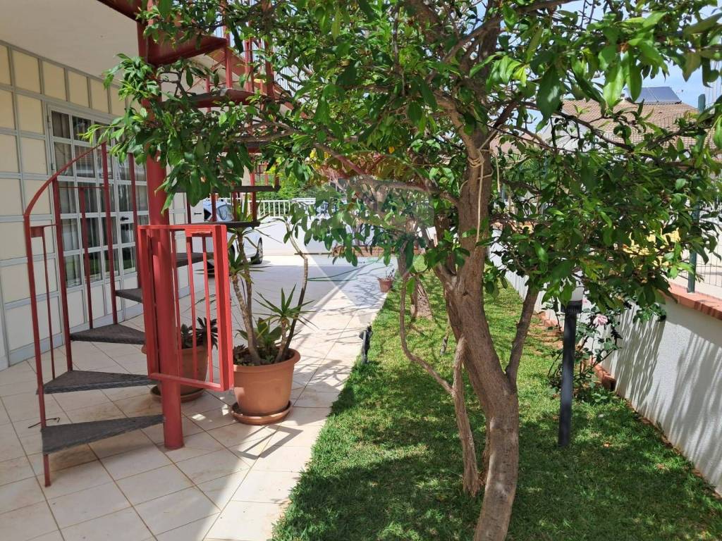 Villa a Santa croce camerina in Viale delle Alpi, 41 - Foto 4