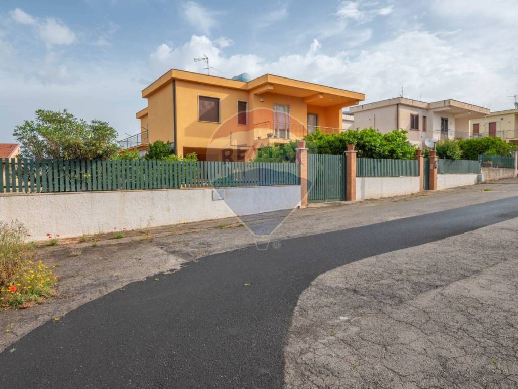 Villa a Santa croce camerina in Via Pio La Torre, 12 - Foto 4