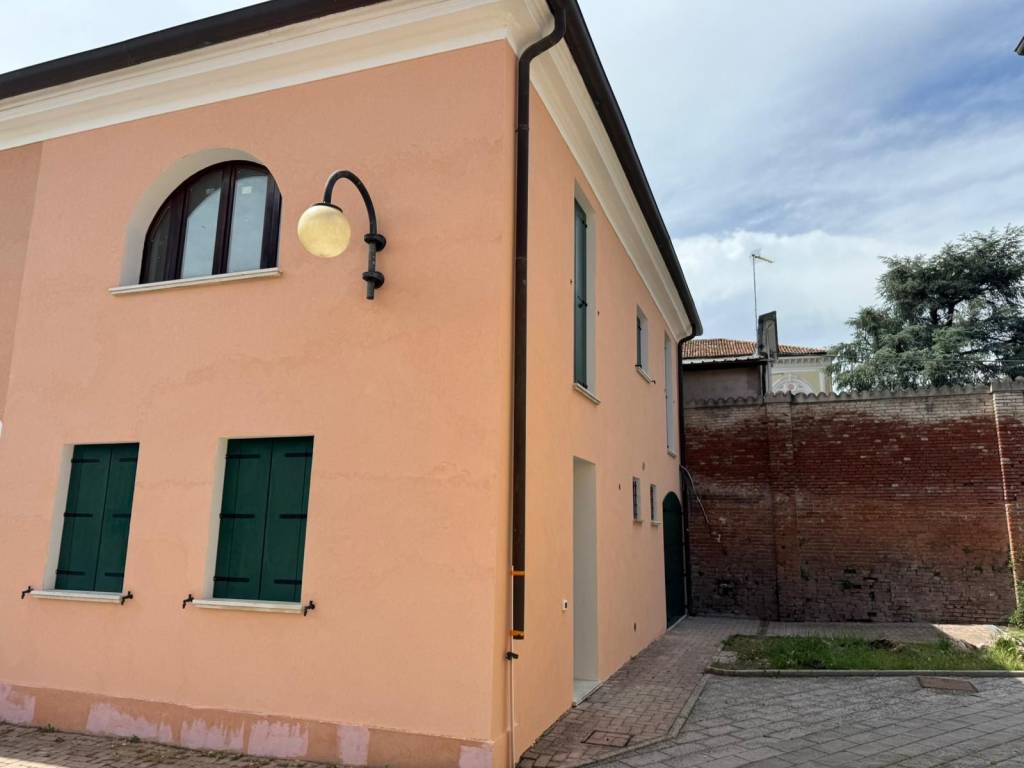 Villetta a schiera a Arquà polesine in Via Giuseppe Garibaldi, 55 - Foto 2