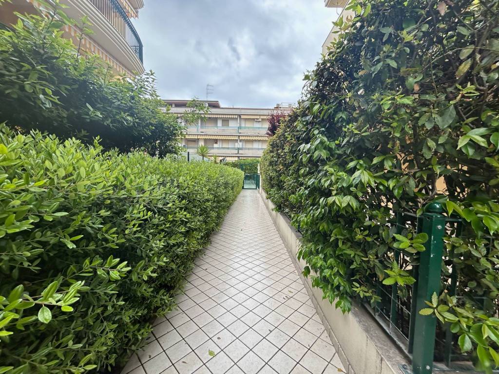 Appartamento a Tortoreto in Via Guido Gozzano - Foto 5