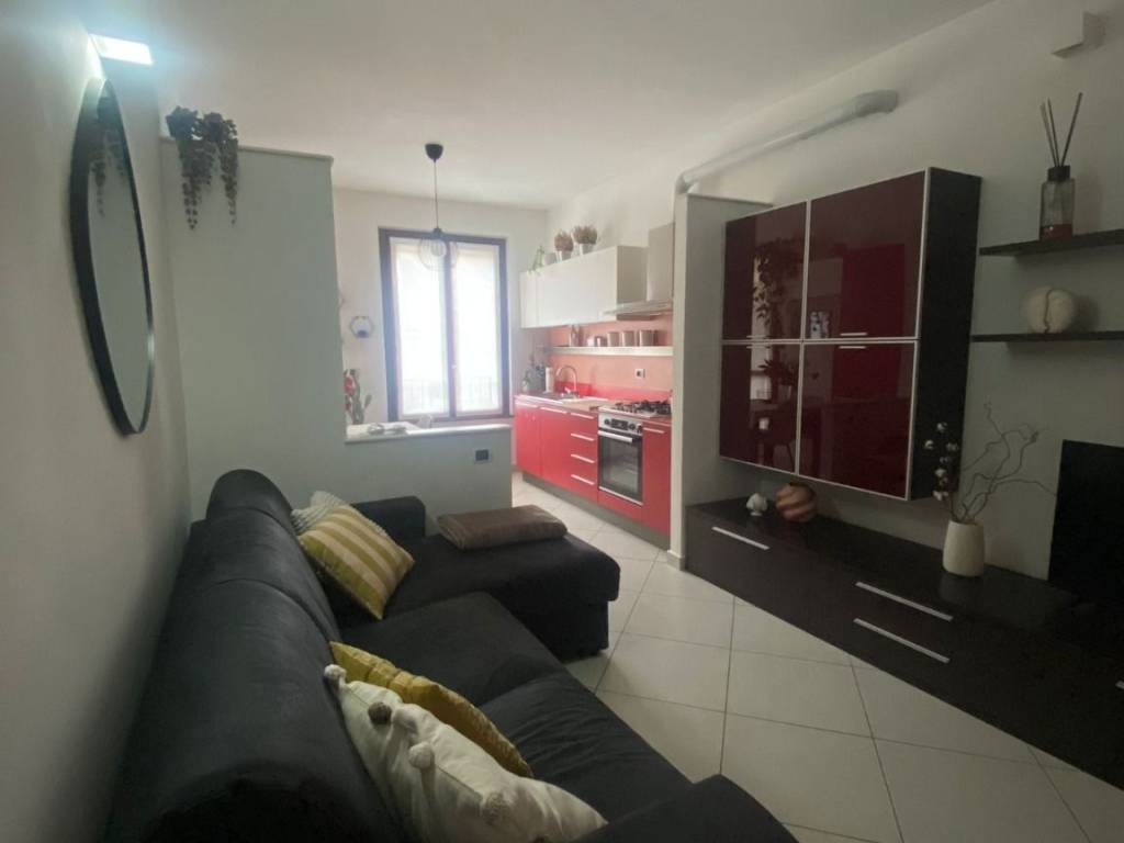 Appartamento a Parabiago in Via delle Orchidee, 5 - Foto 2