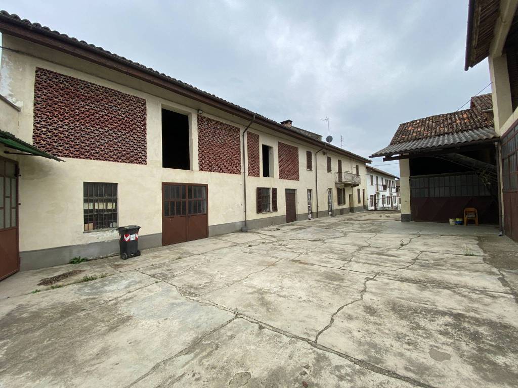 Rustico / casale a Asti in Località Poggio, 30 - Foto 2