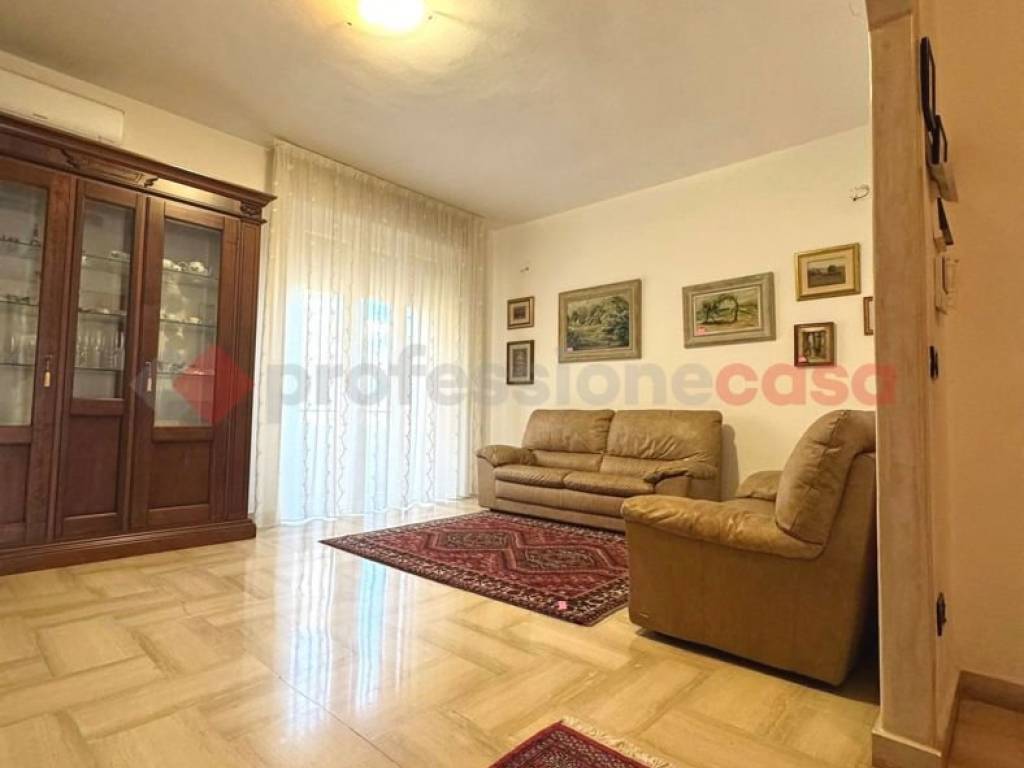 Appartamento a Livorno in Via Piero Donnini - Foto 2