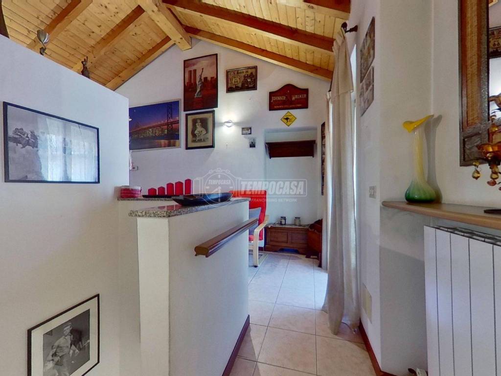 Appartamento a Meda in Via Cristoforo Colombo 35 - Foto 3